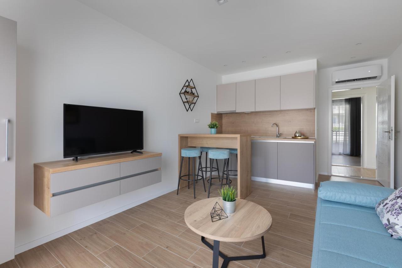 Ivmalu Apartments Tučepi Eksteriør billede