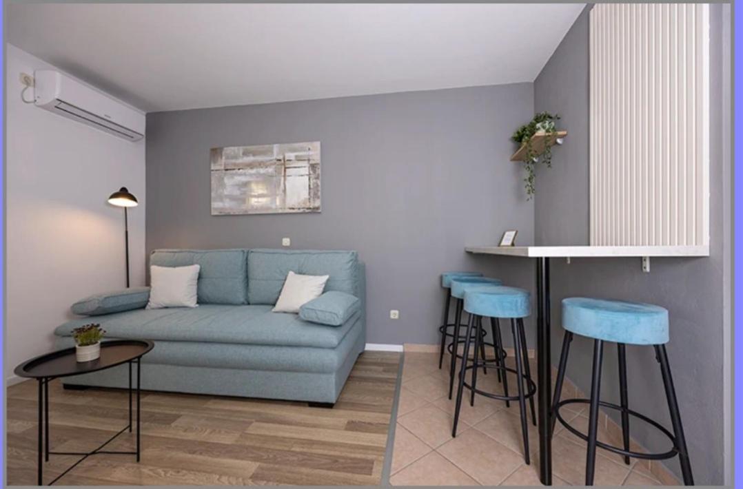 Ivmalu Apartments Tučepi Eksteriør billede